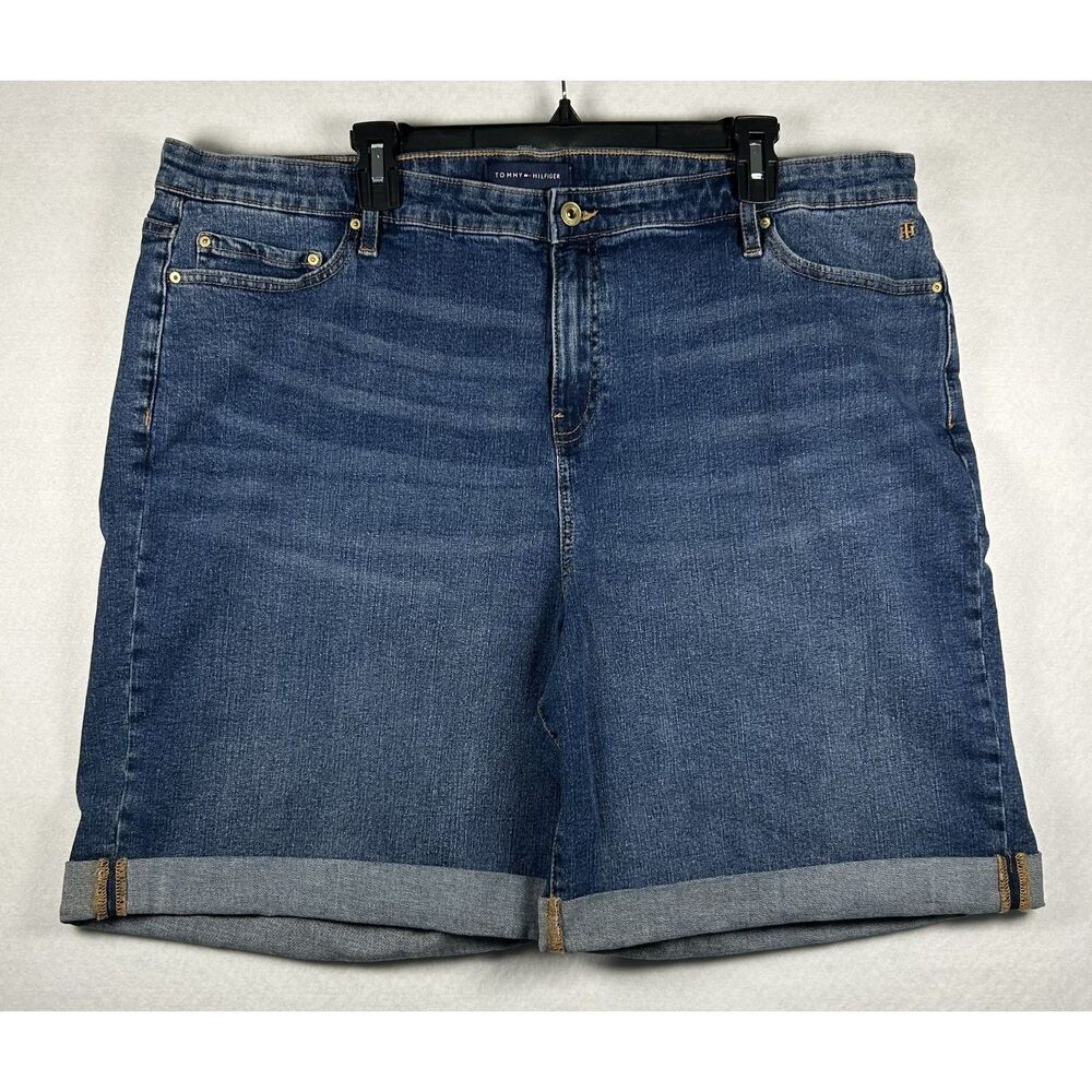 NWOT Tommy Hilfiger Women's Plus Size 24W Denim Bermuda Shorts 9" Inseam